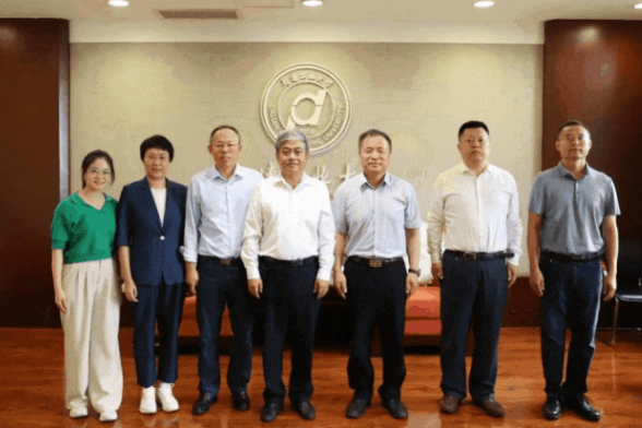 【交流】中国造纸学会理事长一行赴大连工业大学交流，共探造纸学科建设与产学研融合