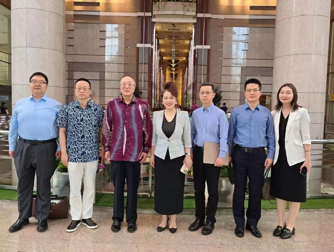 博鳌亚洲论坛秘书长张军率团访问金光集团APP印尼总部