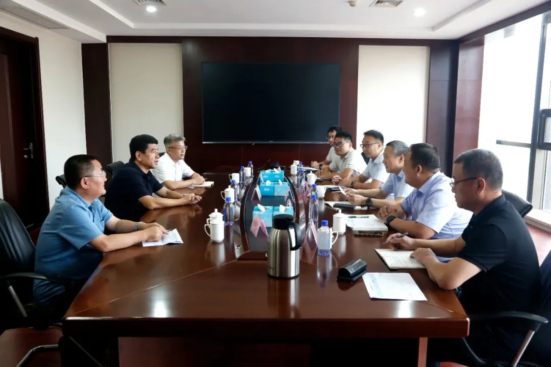 维美德（中国）有限公司总裁朱向东一行赴晨鸣集团考察交流