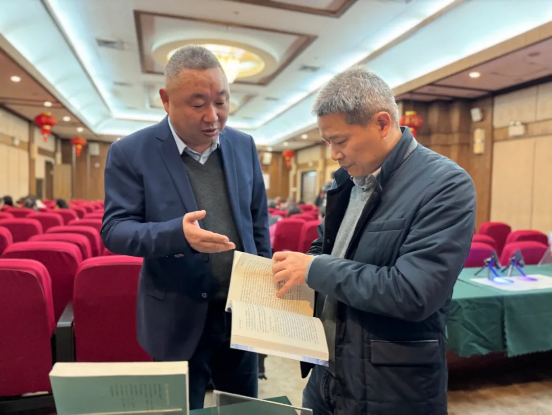 岳阳林纸“绿”动图书 守护“视”界